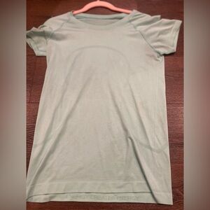 lululemon athletica Light Green Short Sleeve Tee
